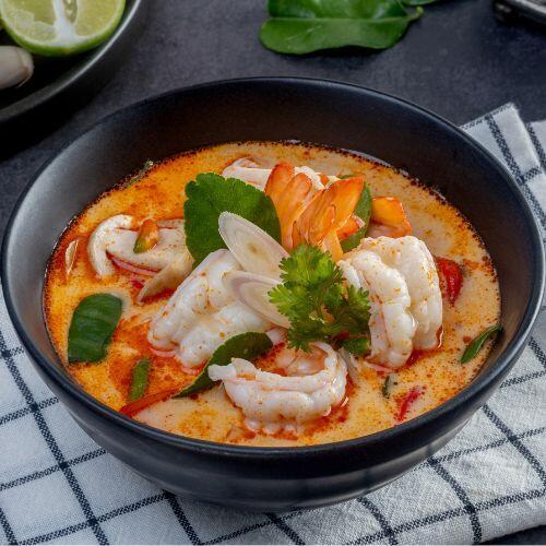 Tom Kha